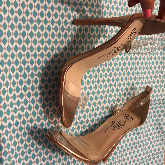 Shoes - Picture 2 of 2